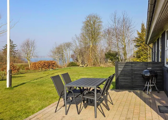 3 Bedroom In Vakantiehuis Middelfart