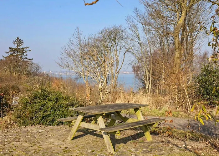 Vakantiehuis 3 Bedroom In *